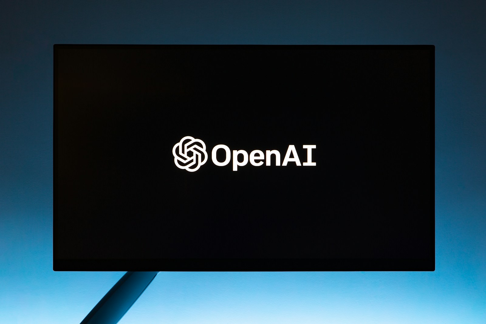 OpenAI unveils GPT-5 model
