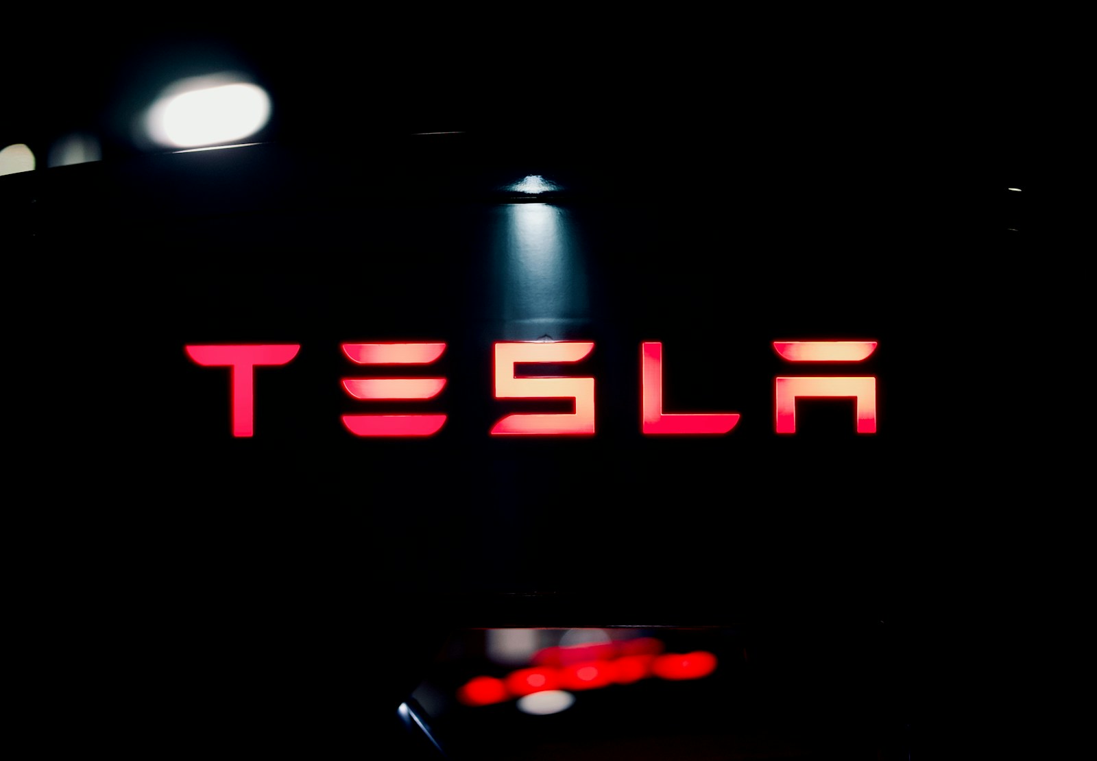 Elon Musk celebrates $1tn Tesla pay vote victory